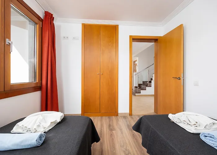 Dacil Villa *