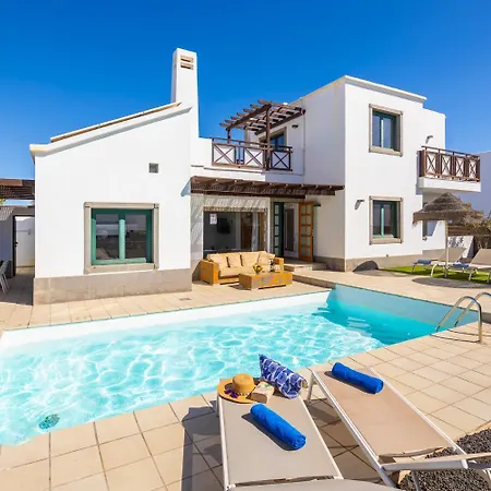 Villa Dacil
